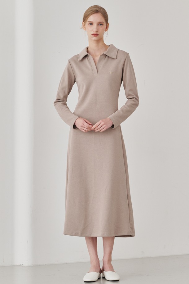 NOUVE - 긴소매 원피스 - Slim Fit Collar Dress - Beige