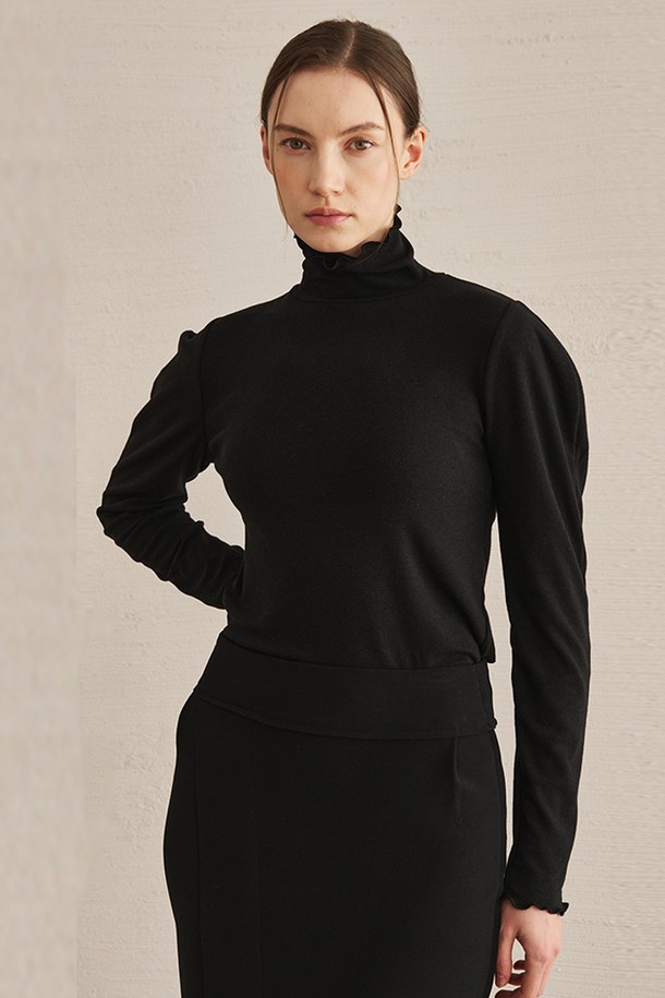 NOUVE - 긴소매 티셔츠 - Puff Sleeve Turtleneck T-Shirs - Black