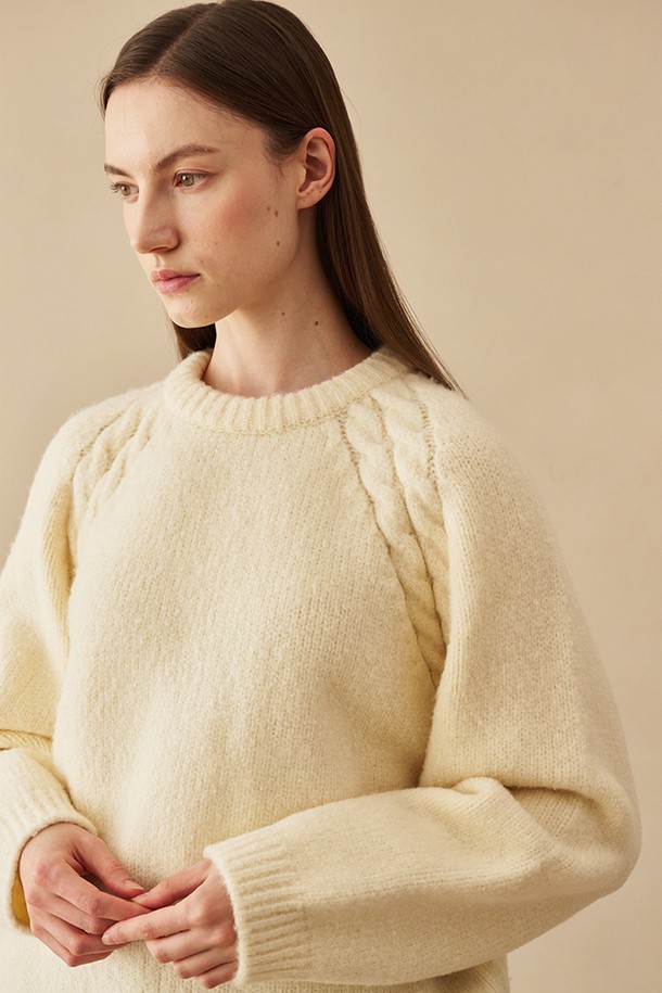 NOUVE - 스웨터 - Round Neck Wool Knit - Ivory