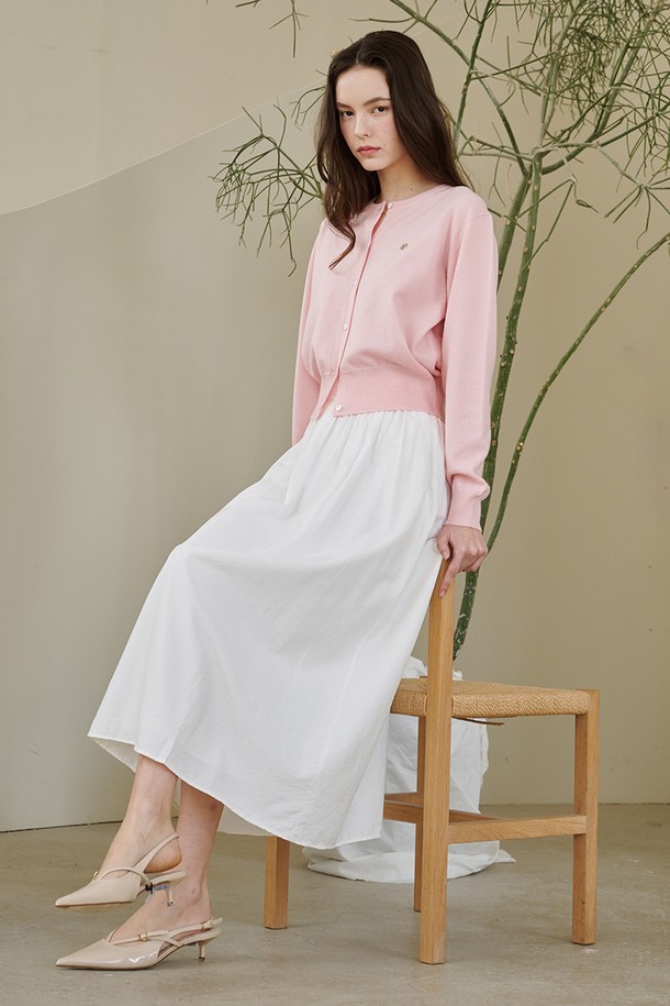 NOUVE - 가디건 - 라운드 넥 클래식 가디건 - 핑크 / Round Neck Classic Cardigan - Pink