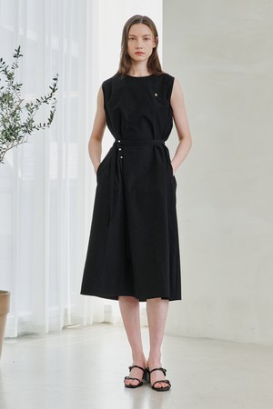 Round Neck Sleeveless Belted Dress - Black