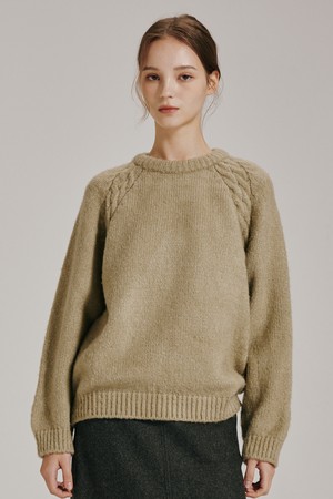 라운드 넥 울 니트 - 올리브 / Round Neck Wool Knit - Olive