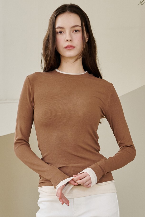 NOUVE - 긴소매 티셔츠 - 컬러매칭 롱슬리브 티셔츠 - 브라운 / Color Matching Longsleeve T-Shirts - Brown