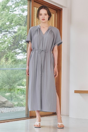 브이넥 셔링 드레스-블루 / V-Neck Shirring Dress - Blue