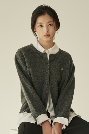 울 라운드 소프트 가디건 - 차콜/ Wool Round Soft Cardigan - Chacoal
