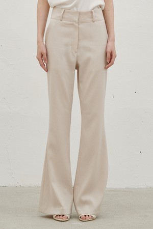 테일러드 부츠컷 슬랙스 - 베이지 / Tailored Bootcut Slacks - Beige