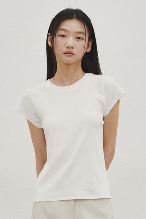 레글런 라운드 티셔츠 - 아이보리 / Raglan Round T-Shirt - Ivory