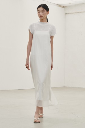 레이어드 슬리브리스 롱 드레스 - 화이트 / Layered Sleeveless Long Dress - White
