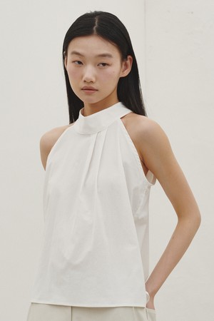 홀터 투턱 블라우스 - 아이보리 / Holter Two Tuck Blouse - Ivory