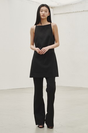 홀터넥 슬리브리스 - 블랙  / Halter Neck Sleeveless - Black