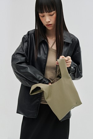 크로스 핸들 레더 백 - 2컬러 / Cross Handle Leather Bag - 2 Color