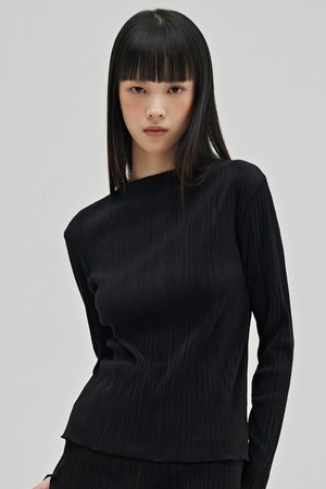 플리츠 모크넥 롱슬리브 티셔츠 - 블랙 / Pleated Mock Neck Long Sleeve T-Shirt - Black