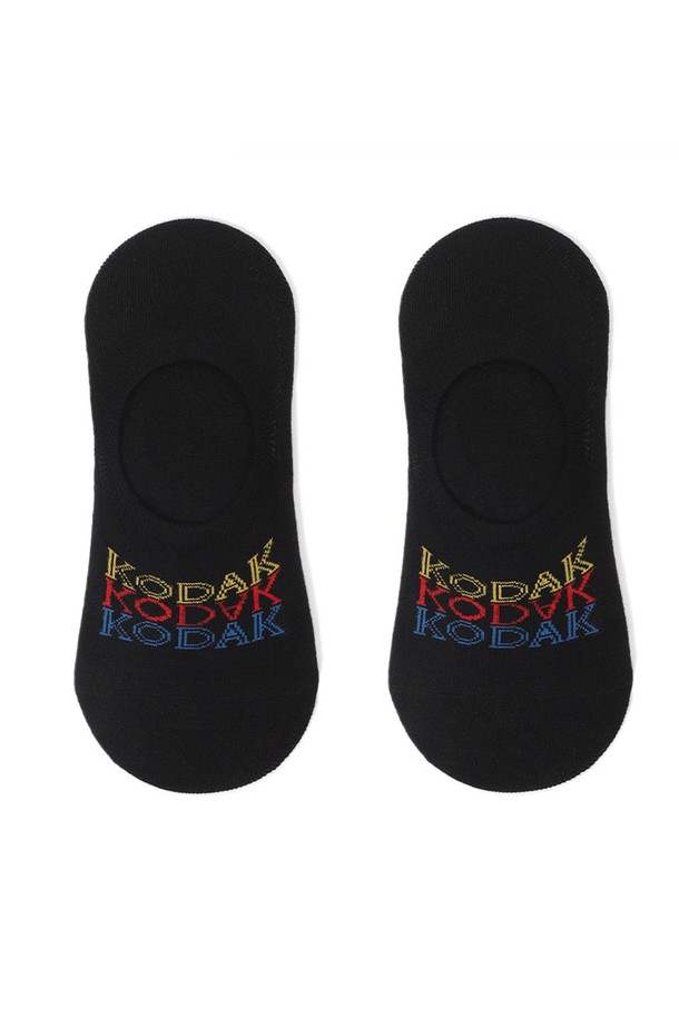 레터링 노쇼 삭스 BLACK는 면, 폴리에스테르, 폴리우레탄 혼방 소재로 제작되어 사계절 내내 편안하게 착용할 수 있는 양말입니다. 블랙 색상에 로고 패턴이 돋보이며, 심플하면서도 세련된 스타일을 연출합니다. 노쇼 길이로 어떤 신발에도 깔끔하게 매치할 수 있으며, Y자형 힐 컷 디자인으로 발 뒤꿈치를 안정적으로 감싸줍니다. 특히, 실리콘 그립이 있어 활동적인 움직임에도 양말이 흘러내리는 것을 방지해 줍니다. 동네 마실룩이나 집콕룩에 캐주얼하고 미니멀한, 때로는 스포티한 분위기를 더해 보세요.
