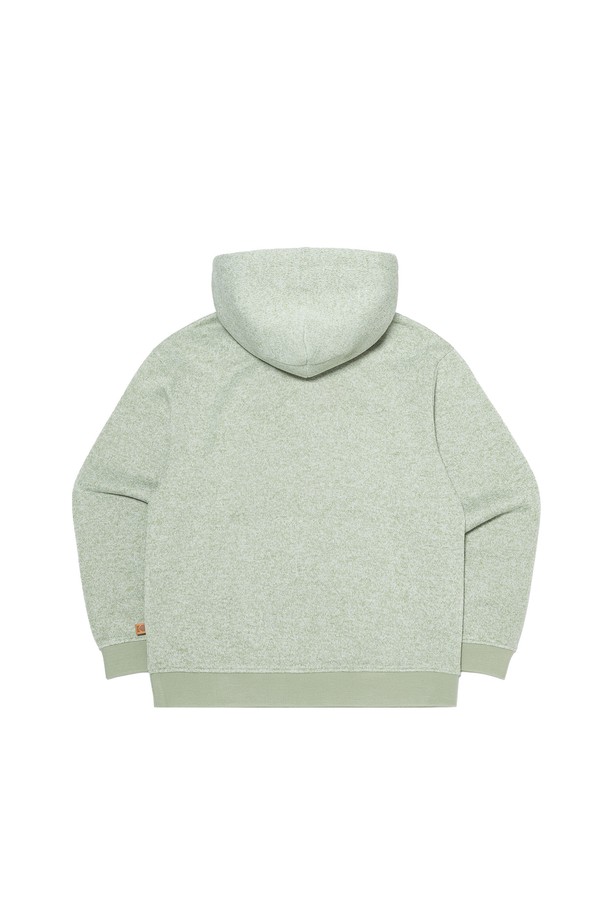 브라우니 세미오버핏 라이트웜 기모 후드 MINT GREEN은 가을, 겨울 시즌에 적합한 남녀 공용 후드티셔츠입니다. 민트 그린 컬러에 브라우니 카메라 모티브 디자인과 코닥 로고 프린트가 스포티하고 캐주얼한 스타일을 연출합니다. 두꺼운 두께감과 부드러운 촉감의 폴리에스테르 소재, 기모 안감으로 보온성을 높였습니다. 세미오버핏으로 편안한 착용감을 제공하며, 가을 나들이룩 또는 겨울 데일리룩에 활용하기 좋습니다. 양털 외관 후드가 특징입니다.
