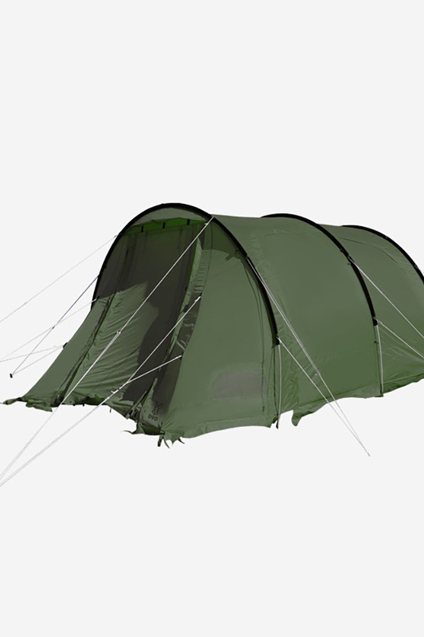 가마보코 텐트 3S - 카키는 2-3인용으로 캠핑에 적합한 2룸형 터널 텐트입니다. 폴리에스터와 알루미늄 소재로 제작되었으며, 봄, 여름, 가을, 겨울 사계절 사용이 가능합니다. UV 차단, 방수, 통기, 자외선 차단 기능을 갖추어 쾌적한 캠핑 환경을 제공합니다. 더블 지퍼 시스템, 하프 윈도우, 캐노피 도어 등의 특징과 3000mm 외부 텐트 내수압, 5000mm 이너텐트 플로어 내수압으로 뛰어난 방수 기능을 자랑합니다. 매달기식 이너텐트, 스커트 처리된 바닥부, 대형 포켓, 전기 코드용 지퍼 등의 편의성과 리페어 킷과 캐리백을 포함하여 실용성을 더했습니다.
