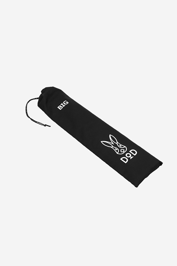 레드 컬러의 빅 타프 폴입니다. 알루미늄 소재로 제작되어 튼튼하며, 캠핑 시 타프 설치를 위해 사용됩니다. 접이식 디자인으로 휴대성이 뛰어나 언제 어디서든 간편하게 설치하고 사용할 수 있습니다. 사계절 모두 사용 가능하며, 공용으로 사용할 수 있습니다. 캠핑의 필수품인 빅 타프 폴로 즐거운 캠핑을 즐겨보세요.
