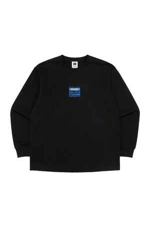 에센셜 스몰 워딩 긴팔티셔츠 BLACK