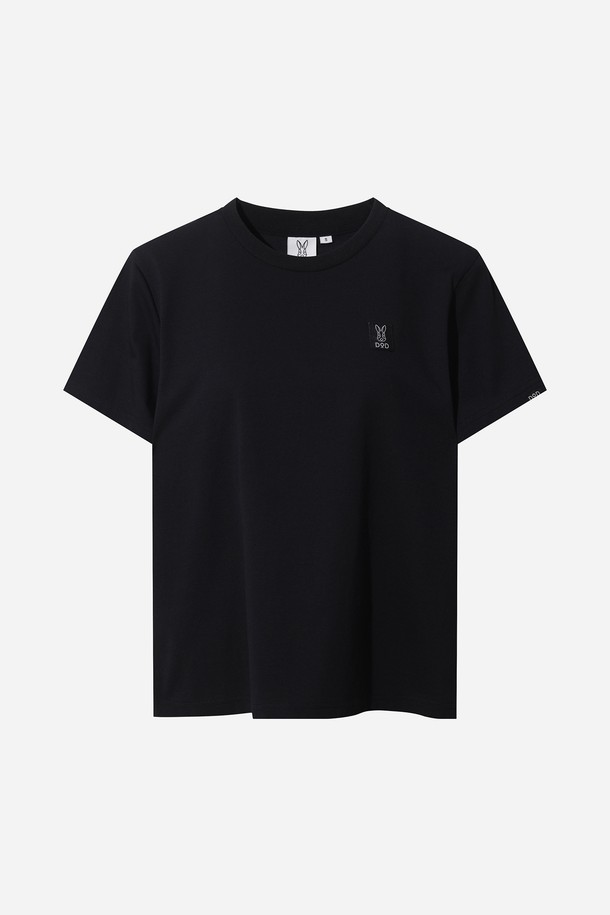 소로나 베이직 라운드 숏 티셔츠 여자 (BLACK)는 여성 스포츠 및 일상복으로 활용 가능한 베이직핏 티셔츠입니다. 봄, 여름 시즌에 적합하며, 부드러운 면 소재와 얇은 두께로 편안한 착용감을 제공합니다. 라운드넥 디자인에 반소매 기장, 무지 패턴, 크롭 기장으로 스포티하면서도 미니멀한 스타일을 연출합니다. 피트니스룩, 여행룩 등 다양한 TPO에 맞춰 캐주얼하게 스타일링할 수 있습니다.
