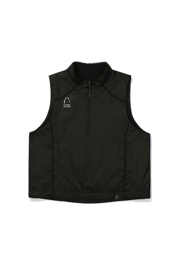 W) 모스(MOSS) 폴라텍 알파 다이렉트 90 리버시블 베스트는 블랙 색상의 남녀 공용 베스트입니다. 아웃도어 활동과 일상에서 모두 활용 가능하며, 봄, 가을, 겨울 계절에 적합합니다. 리버시블 디자인으로 다양한 연출이 가능하며, 경량, 방수, 방풍, 보온, 통기성 기능을 갖췄습니다. 폴리에스터와 나일론 혼방 소재로 제작되어 부드러운 촉감을 제공하며, 미니멀하고 스포티한 스타일을 연출합니다. 등산, 여행, 캠핑룩에 활용하기 좋습니다.
