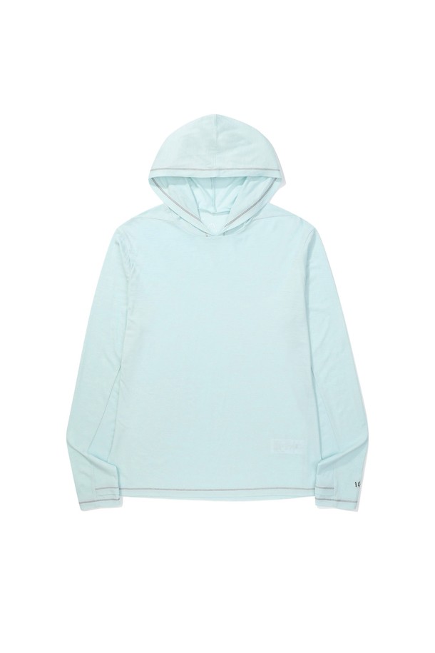 시에라 울(SIERRA WOOL) 후디 L.MINT는 하이킹, 일상, 아웃도어 활동에 적합한 간절기용 후디입니다. 메리노 울 53%, 아크릴 29%, 나일론 18%의 혼방으로 제작되어 부드러운 촉감과 뛰어난 신축성을 자랑하며, 울마크 인증을 받았습니다. 17.5 마이크론의 섬유로 제작되어 140g/m²의 무게감을 가지며, 흡습, 속건, 향균, 보온 기능을 제공합니다. 레귤러핏, 레귤러 기장의 무지 디자인으로 스포티, 캐주얼, 미니멀 스타일을 연출하며, 등산룩이나 가을 나들이룩에 활용하기 좋습니다. 민트 색상의 긴소매 후디로, 어떤 옷에도 편안하게 매치할 수 있습니다.