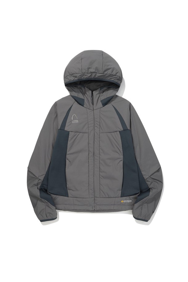 W) 로사(ROSA) 코어 컴포트 인슐레이션 재킷 CHARCOAL은 가을, 겨울철 스포츠 및 일상생활에서 활용하기 좋은 남녀 공용 인슐레이션 재킷입니다. 차콜 컬러의 무지 디자인으로 스포티한 스타일을 연출하며, 레귤러핏과 숏패딩 기장으로 편안한 착용감을 제공합니다. 보온성과 방풍 기능을 갖춘 두꺼운 두께의 재킷으로, 부드러운 촉감의 나일론과 폴리에스테르 혼방 소재를 사용했습니다. 등산룩, 캠핑룩, 러닝룩 등 다양한 TPO에 스포티, 미니멀, 고프코어 스타일로 연출하기 좋습니다. 집업 방식에 후드 디테일이 더해져 활동성을 높였습니다.
