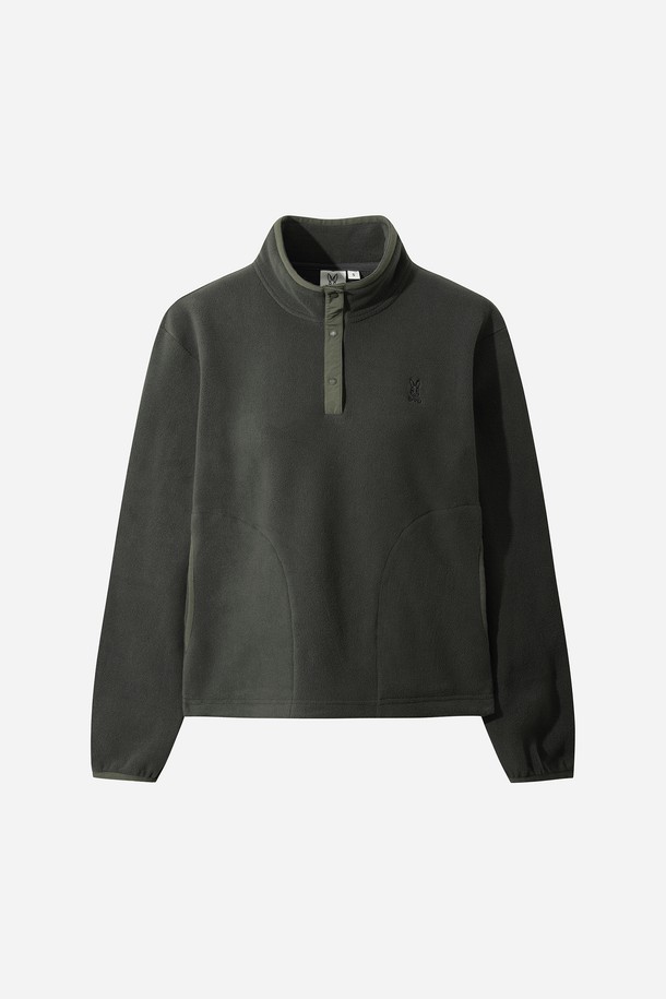 여성) 히트레스트 플리스 베이직 아노락(D.CHARCOAL GREY)은 다크차콜그레이 색상의 여성용 아노락입니다. 플리스 소재로 제작되어 부드러운 촉감과 두꺼운 두께로 뛰어난 보온성을 제공하며, 가을/겨울 계절에 적합합니다. 하프 집업 스타일의 레귤러핏 아노락으로 스포츠 활동은 물론 일상에서도 활용 가능합니다. 등산, 캠핑, 산책 등 다양한 TPO에 스포티, 캐주얼, 미니멀한 스타일로 연출할 수 있습니다. 베이직한 디자인에 무지 패턴으로 어떤 옷에도 쉽게 매치할 수 있는 실용적인 아우터입니다.
