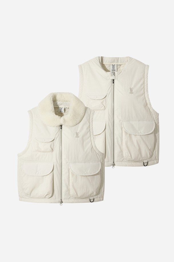 여성) 에어로겔 패딩 베스트(아이보리)는 일상 및 아웃도어 활동에 적합하며, 캐주얼과 스포티한 스타일을 연출합니다. 뛰어난 보온성과 단열성을 제공하는 에어로겔 충전재와 HEATLOCK AERO AEROGEL 기술을 적용하여 체온을 안정적으로 유지시켜줍니다. 부드러운 촉감의 나일론, 아크릴, 폴리에스터, 모 혼방 소재로 제작되었으며, 두꺼운 두께감으로 겨울철에도 따뜻하게 착용 가능합니다. 플리스 소재 탈부착이 가능하며, 아웃포켓 디자인으로 실용성을 높였습니다. 캠핑룩에 활용하기 좋은, 미니멀한 디자인의 패딩 베스트입니다.
