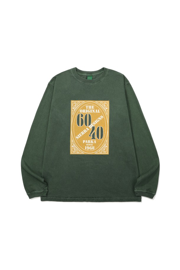 Good On(굿온) x SIERRA DESIGNS(시에라 디자인즈) 60/40 1st LOGO L/S TEE 그린 긴팔 티셔츠입니다. 남성용으로, 봄, 가을에 스포티하고 빈티지한 스타일을 연출하기 좋습니다. 5.5oz USA COTTON 100% 고밀도 코튼 원단으로 제작되어 부드러운 촉감을 선사하며, 내구성이 뛰어납니다. 1968년 오리지널 마운틴파카를 기념하는 로고와 빈티지 타이포그래피 프린트가 돋보입니다. 레귤러핏 라운드넥 디자인으로, 일상 및 아웃도어 활동에 편안하게 착용할 수 있으며 시즌 한정 디자인입니다.
