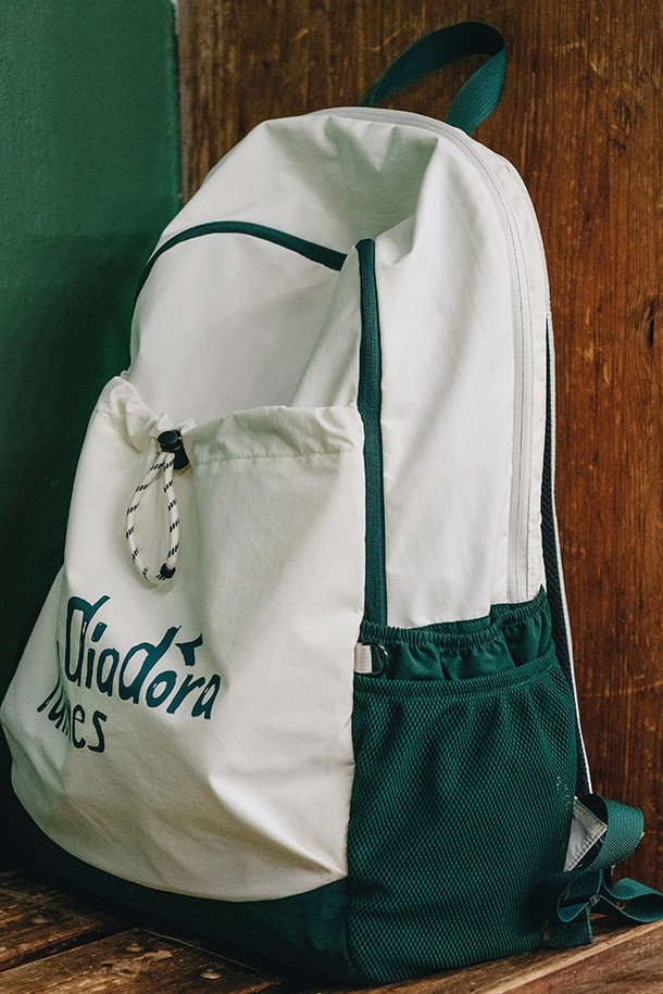 상품 슬라이드 이미지 1