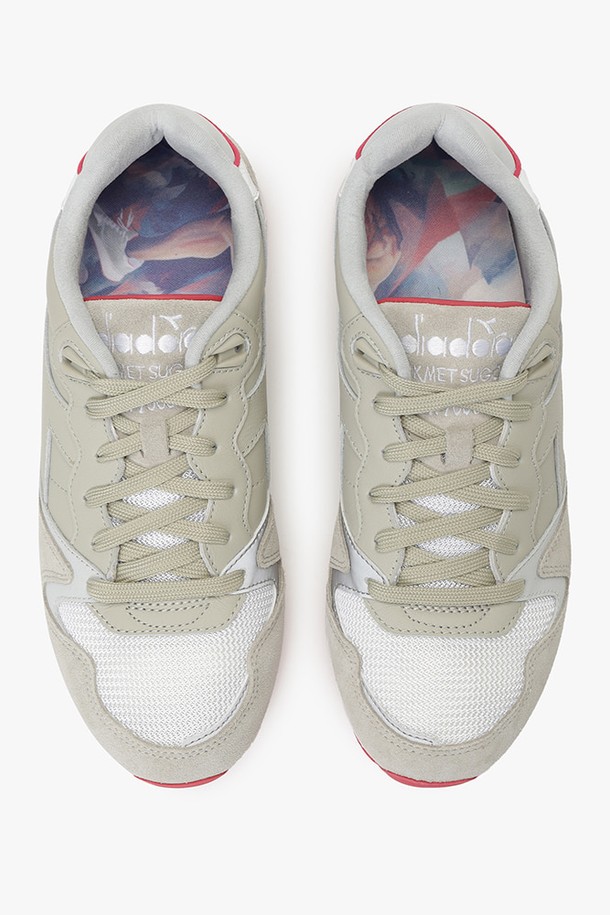 상품 슬라이드 이미지 0