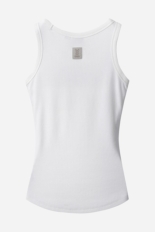 **골지 슬리브리스 티셔츠 여자(오프 화이트 2)**는 여름철 피트니스룩과 일상복으로 활용하기 좋은 여성용 슬리브리스 티셔츠입니다. 부드러운 면 소재에 얇은 두께감으로 제작되어 흡습 및 통기성이 뛰어나 쾌적한 착용감을 선사합니다. 베이직하고 스포티한 스타일을 연출하며, 라운드넥과 민소매 디자인이 특징입니다. 레귤러핏과 골지 패턴으로 시각적인 포인트를 더했으며, 오프 화이트 컬러로 다양한 하의와 매치하기 용이합니다.
