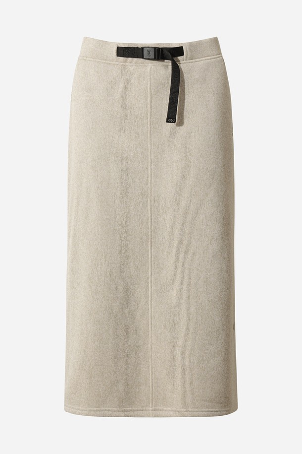 **여성) 템프니트 스커트(아이보리)**

부드러운 촉감의 여성용 템프니트 스커트입니다. 따뜻하고 두꺼운 두께감으로 가을, 겨울에 착용하기 좋으며, H라인 핏으로 레귤러핏을 선사합니다. 미디 기장의 아이보리 컬러 무지 스커트로, 미니멀하고 베이직한 스타일을 연출할 수 있습니다. 벨트 디테일이 있어 출근룩을 포함한 다양한 일상 룩에 활용하기 좋습니다.
