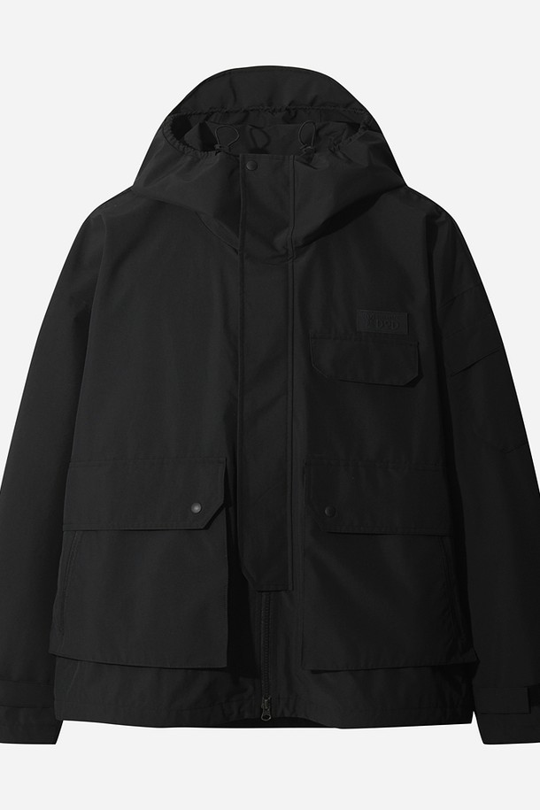 남성용 하우웨더 2L 재킷 (블랙)은 아웃도어 활동과 일상생활 모두에 적합한 자켓입니다. 방수 및 투습 기능이 있어 봄, 가을 변덕스러운 날씨에도 쾌적하게 착용할 수 있습니다. 레귤러핏으로 제작되었으며, 캐주얼하고 스포티한 스타일을 연출합니다. 무지 패턴의 블랙 컬러는 어떤 옷에도 쉽게 매치할 수 있으며, 집업 여밈 방식으로 간편하게 착용 가능합니다. 여행, 산책, 등산 등 다양한 TPO에 활용할 수 있는 실용적인 아이템입니다.
