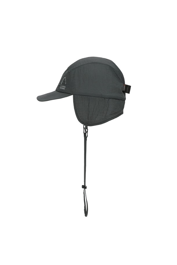 모스(MOSS) 폴라텍 알파 다이렉트 120 이어머프 캡 CHARCOAL은 아웃도어 활동과 일상생활에서 모두 활용 가능한 모자입니다. 가을, 겨울에 적합하며, 차콜 색상의 무지 디자인으로 어떤 스타일에도 쉽게 매치할 수 있습니다. 폴라텍 알파 다이렉트 120g 소재를 사용하여 경량성과 보온성을 동시에 갖췄으며, 방풍, 발수, 통기 기능으로 쾌적함을 유지합니다. 부드러운 촉감과 이어머프 디자인은 편안함을 더하며, 등산룩, 겨울 데일리룩, 캠핑룩 등 다양한 TPO에 잘 어울립니다. 캐주얼, 고프코어, 미니멀 스타일을 즐기는 분들께 추천합니다.
