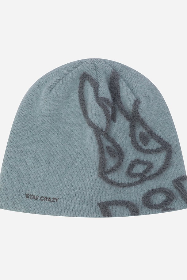 부드러운 램스울 소재로 제작된 램스울 자가드 비니(MINT)입니다. 가을, 겨울 시즌에 따뜻하게 착용하기 좋은 두꺼운 두께감의 비니로, 일상복에 클래식, 미니멀, 캐주얼 스타일을 더해줍니다. 민트 컬러와 자가드 패턴이 돋보이는 디자인으로, 부드러운 촉감을 선사합니다. 남녀 공용으로 착용 가능하며, 일반적인 모자 깊이로 편안하게 착용할 수 있습니다.
