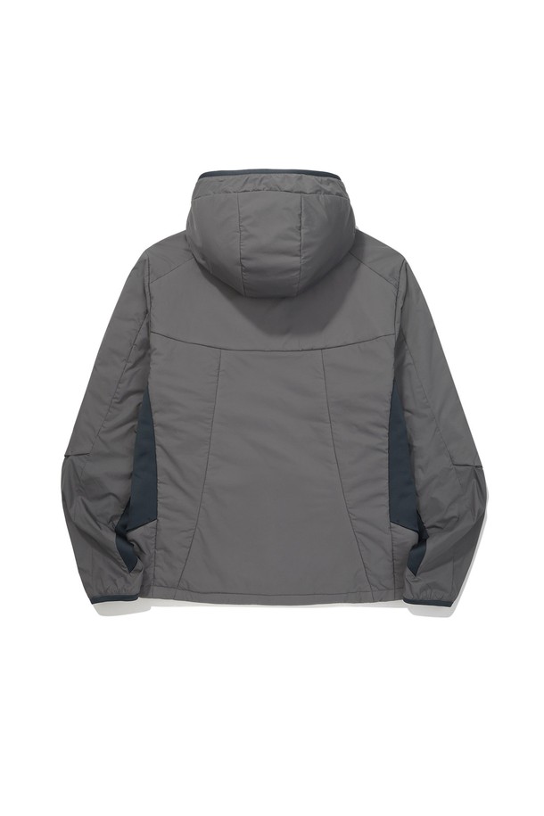 로사(ROSA) 코어 컴포트 인슐레이션 자켓 CHARCOAL은 일상과 아웃도어 활동 모두에 적합한 남녀 공용 인슐레이션 자켓입니다. 두꺼운 두께감과 부드러운 촉감의 나일론, 폴리에스테르 혼방 소재로 제작되어 가을, 겨울철 따뜻함을 선사합니다. 차콜 컬러의 무지 디자인에 레귤러핏, 긴소매, 집업 여밈 방식으로 캐주얼하고 스포티한 스타일을 연출합니다. 후드와 보온 기능, 방풍 기능까지 갖춰 등산, 캠핑룩 등 다양한 TPO에 활용 가능합니다. 미니멀한 스타일을 선호하는 분들께 추천합니다.
