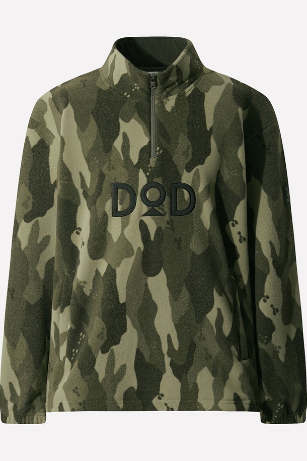 유니) 히트레스트 플리스 베이직 아노락(MULTI)은 일상과 스포츠 활동에 적합한 유니섹스 아노락입니다. 가을, 겨울 시즌에 따뜻함을 선사하는 두꺼운 두께의 플리스 소재로 제작되었으며, 부드러운 촉감이 특징입니다. 멀티 컬러의 카모 패턴과 레귤러핏 디자인이 스포티하면서도 캐주얼한 스타일을 연출합니다. 히트레스트 기능성으로 보온성을 높였으며, 긴 소매와 집업 여밈 방식으로 편안하게 착용할 수 있습니다. 등산, 캠핑, 러닝 시 고프코어 스타일을 완성해보세요.
