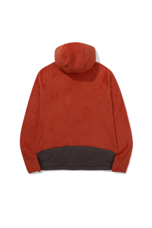 모스(MOSS) 폴라텍 알파 다이렉트 190 후드집업 RED는 아웃도어 활동과 일상에서 모두 활용 가능한 남녀 공용 후드집업입니다. 가을, 겨울 시즌에 적합하며, 스포티하고 캐주얼한 스타일을 연출합니다. 부드러운 촉감의 폴리에스터 소재로 제작되었으며, 보온 및 방풍 기능이 뛰어납니다. 레귤러핏으로 편안하게 착용 가능하며, 레귤러 기장의 긴소매 디자인입니다. 폴라텍 소재를 사용하여 보온성을 높였으며, 등산룩, 캠핑룩 등 다양한 TPO에 활용할 수 있습니다.
