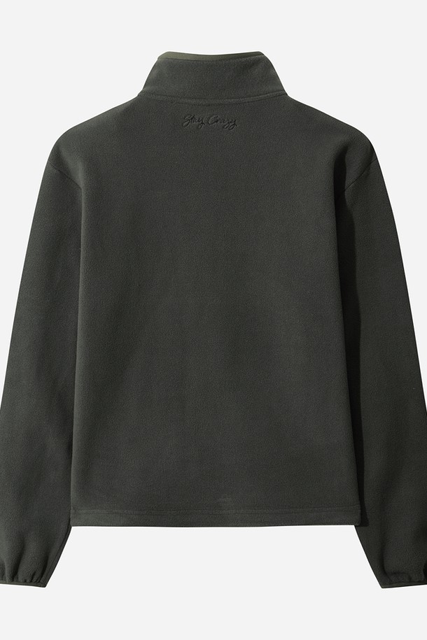 여성) 히트레스트 플리스 베이직 아노락(D.CHARCOAL GREY)은 다크차콜그레이 색상의 여성용 아노락입니다. 플리스 소재로 제작되어 부드러운 촉감과 두꺼운 두께로 뛰어난 보온성을 제공하며, 가을/겨울 계절에 적합합니다. 하프 집업 스타일의 레귤러핏 아노락으로 스포츠 활동은 물론 일상에서도 활용 가능합니다. 등산, 캠핑, 산책 등 다양한 TPO에 스포티, 캐주얼, 미니멀한 스타일로 연출할 수 있습니다. 베이직한 디자인에 무지 패턴으로 어떤 옷에도 쉽게 매치할 수 있는 실용적인 아우터입니다.
