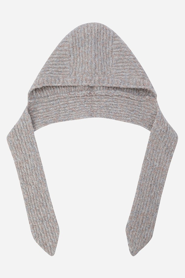 엠보싱 울 바라클라바(TAN)는 겨울철 방한과 일상 사용에 적합한 모자입니다. 부드러운 촉감의 울 소재로 제작되었으며, 엠보싱 패턴과 깊은 모자 깊이로 보온성을 높였습니다. 얼굴 전체를 커버하여 추위로부터 완벽하게 보호해주며, 등산룩, 캠핑룩 등 다양한 TPO에 활용 가능합니다. 클래식, 미니멀, 캐주얼 스타일을 모두 소화하며, 두꺼운 두께감으로 따뜻함을 더했습니다.
