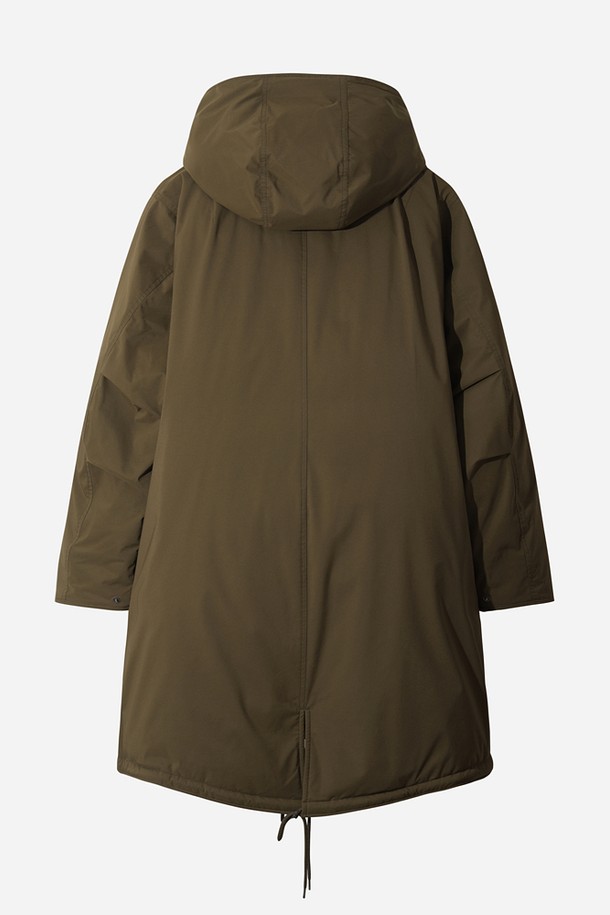 유니) 가마보코 쉘터 구스 다운 재킷 (BROWN)은 일상과 캠핑 모두에 적합한 유니섹스 방수 구스다운 재킷입니다. 브라운 컬러의 무지 디자인으로 캐주얼, 스포티, 미니멀 스타일을 연출할 수 있습니다. 두꺼운 두께감과 부드러운 촉감, 긴 소매 기장이 특징이며, 후드와 집업 여밈 방식으로 제작되었습니다. 뛰어난 보온성과 방풍 기능을 갖춰 겨울철 따뜻하고 편안한 착용감을 제공합니다. 캠핑룩으로 활용하기 좋으며, 오버핏으로 편안한 핏을 선사합니다.
