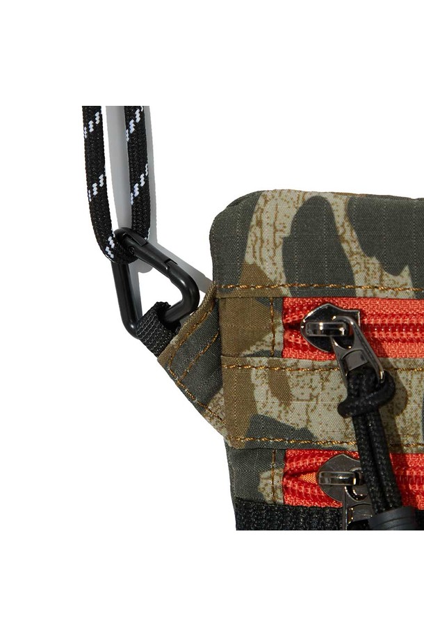 상품 슬라이드 이미지 0