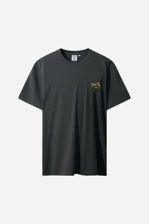 스파이스업 라운드그래픽 반팔 티셔츠 남자(D.CHARCOAL GREY)