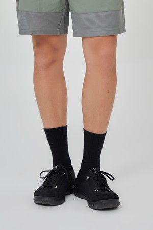 에센셜 로고 크루삭스(BLACK(블랙))