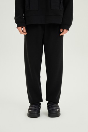 유니) 밀도 레귤러 조거팬츠(BLACK)