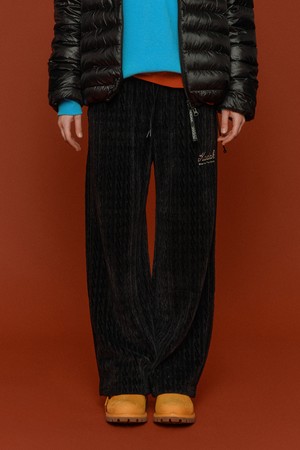 벨벳 케이블 스트레이트 팬츠 우먼 BLACK