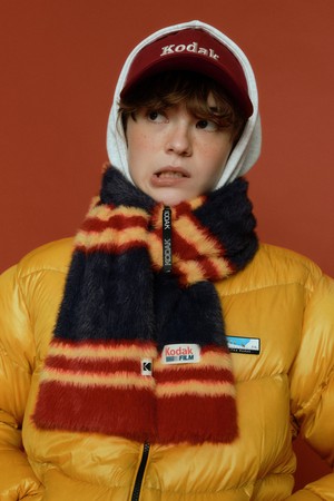 헤어리 컬러 스트라이프 머플러 NAVY