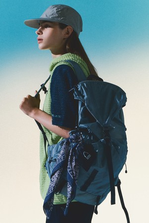 라센(LASSEN) 코듀라 초경량 백팩 23L GREY