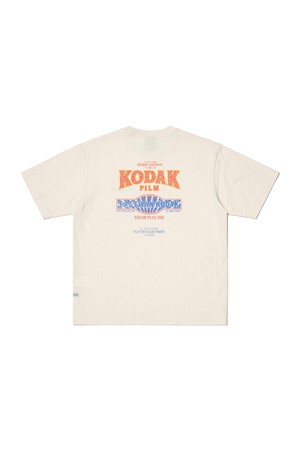 스노우 워싱 그래픽 반팔 티셔츠 IVORY