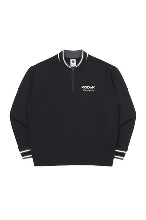 골드모먼트 반집업 맨투맨 BLACK